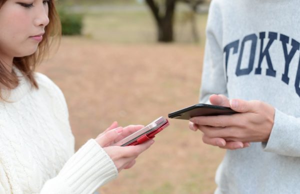 探偵が教える！浮気調査で気を付けたいSNSの交際ステータス