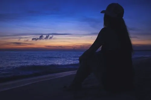 配偶者の暴力から身を守る。